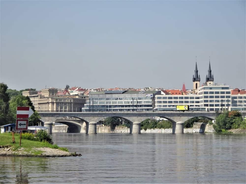Hlávkův most — 2