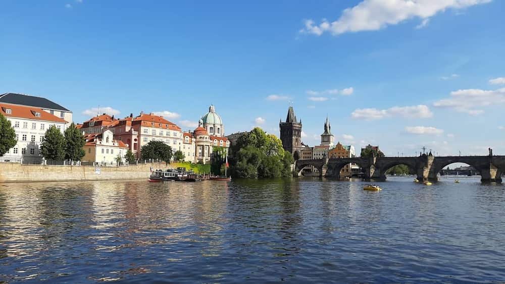 Hlávkův most — 3