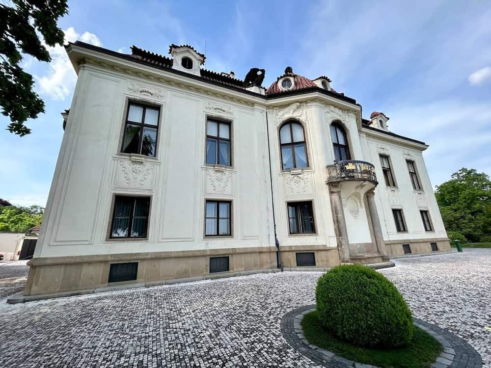Kramář's Villa — 3