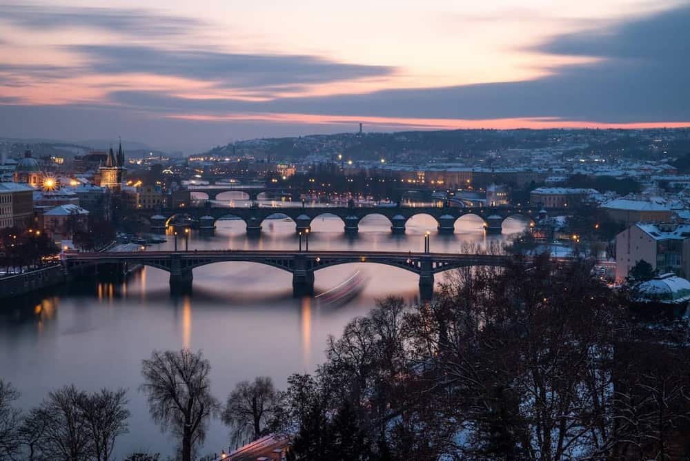 Statui și memorie: cum se ceartă Praga cu monumentele ei