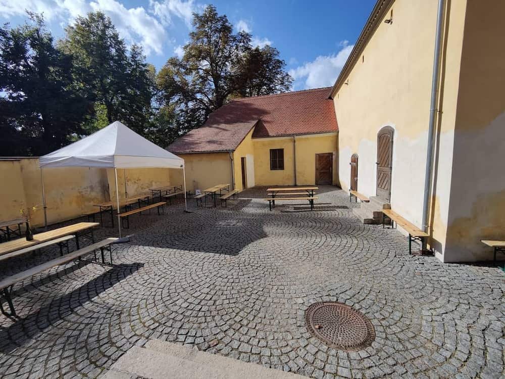 Löwitův mlýn • Městská knihovna v Praze — 2