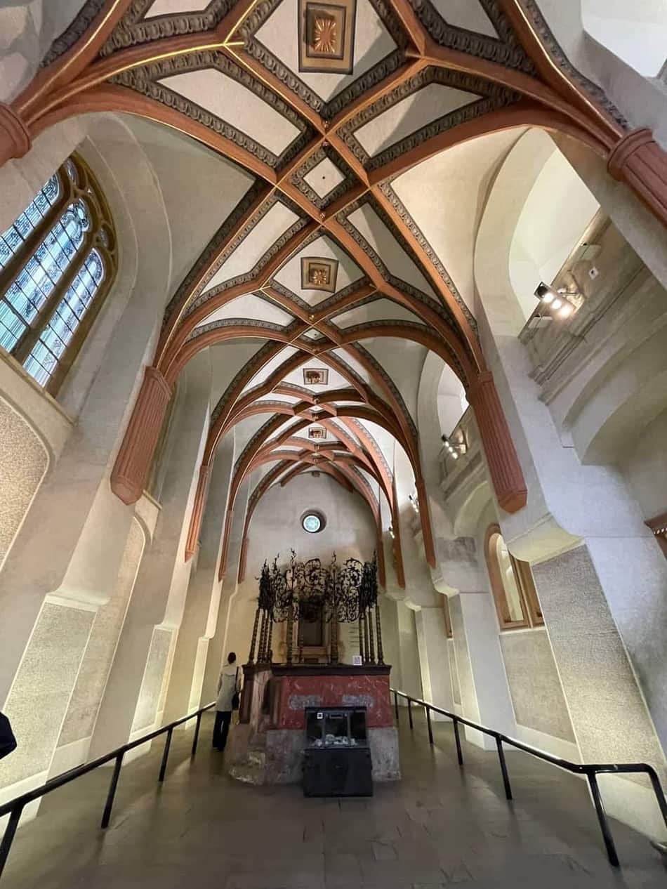 Pinkas Synagogue — 3