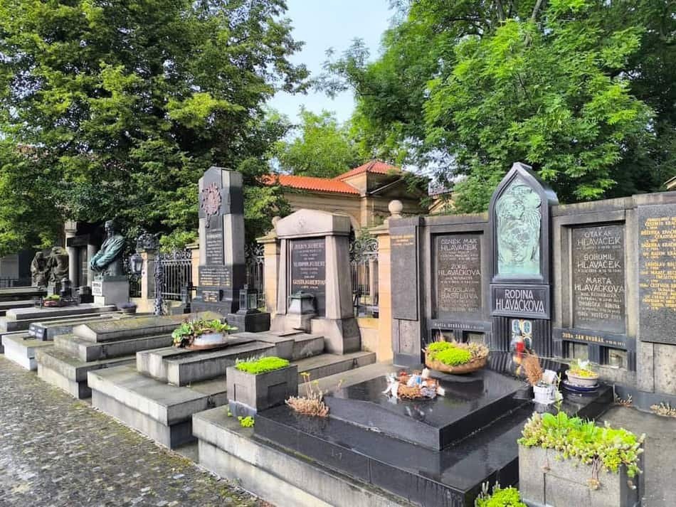 Vyšehrad Cemetery — 3