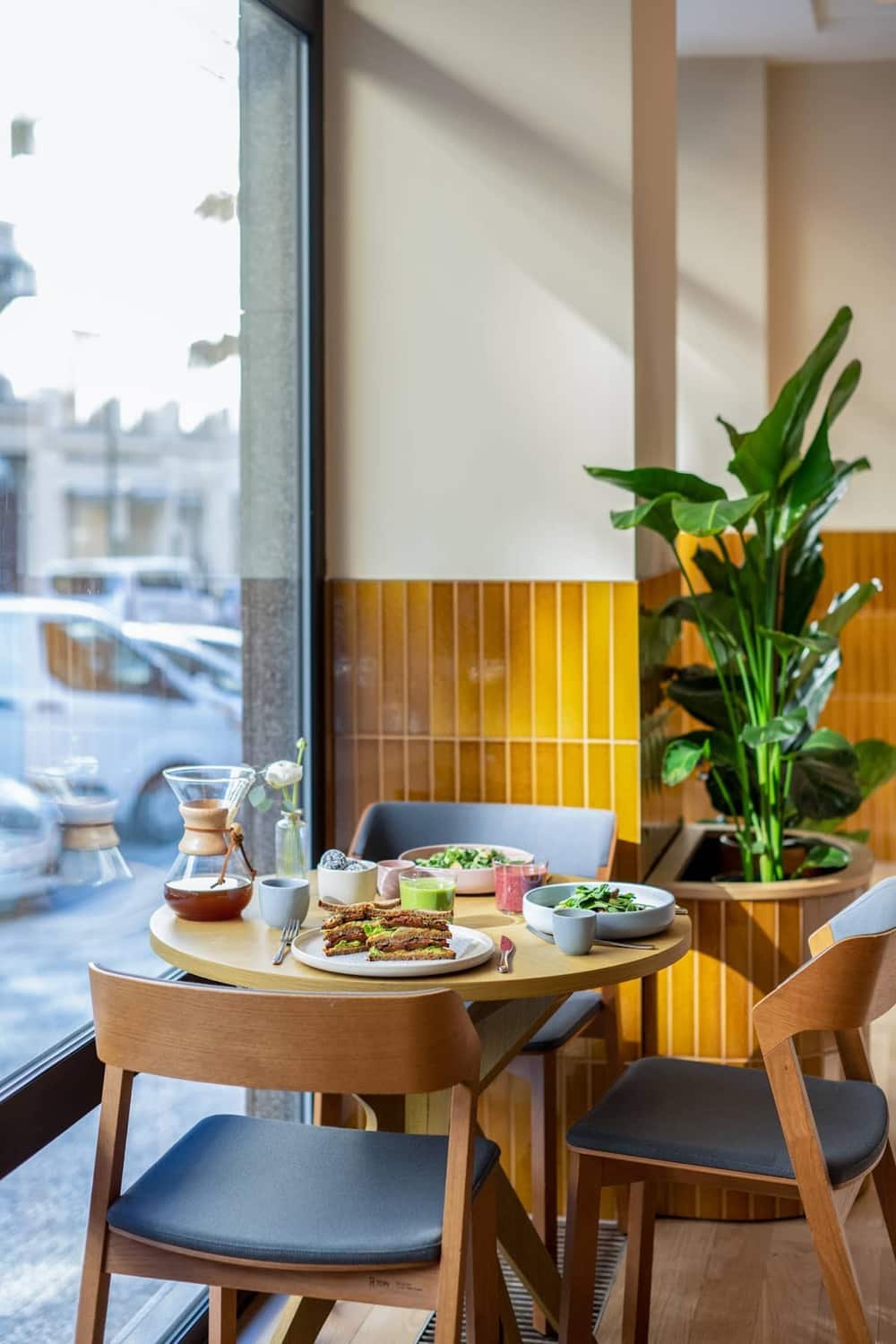 Elias Coffee Shop