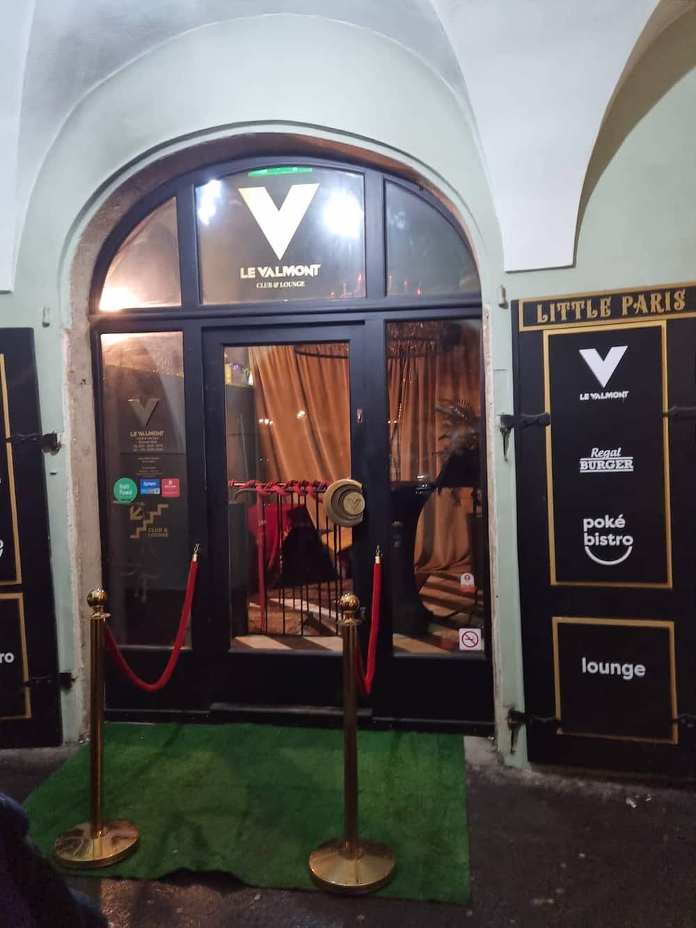 Le Valmont Club & Lounge