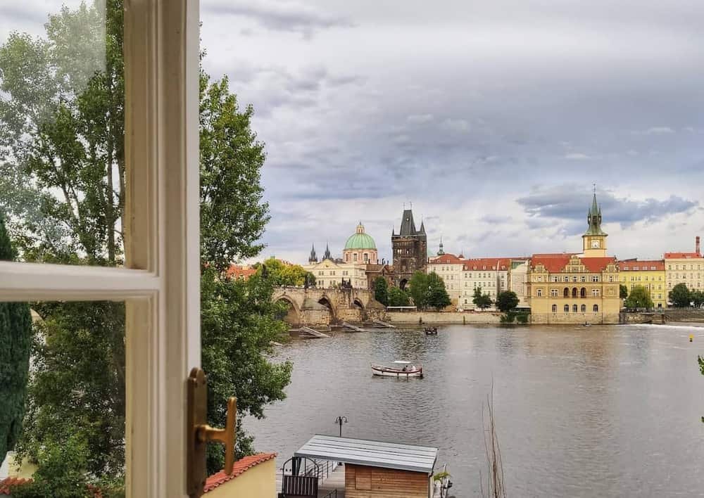 Archibald At The Charles Bridge