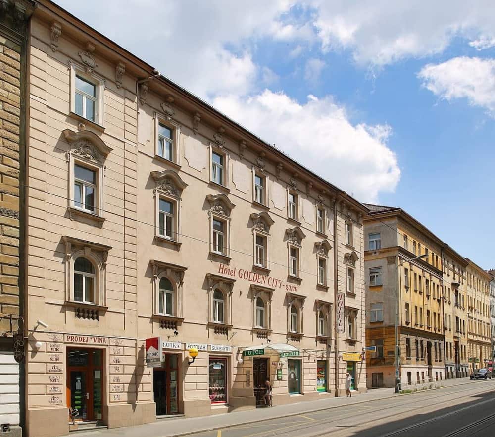 Golden City Hotel Garni