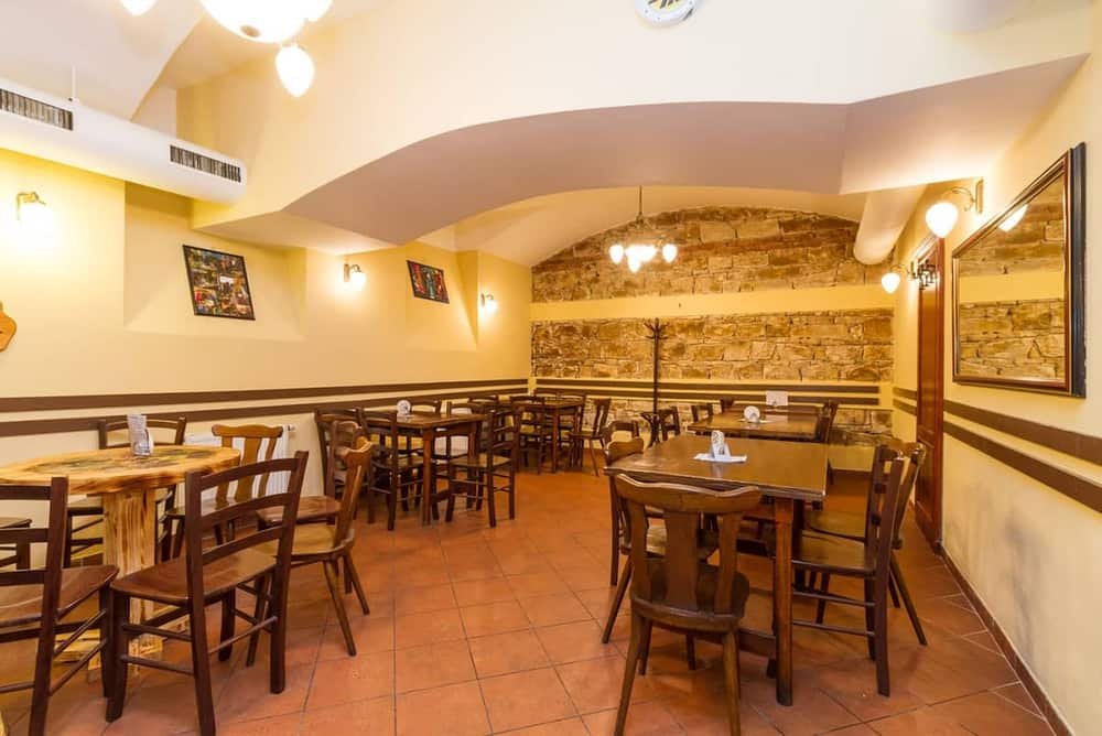 NAPALMĚ, beer bar