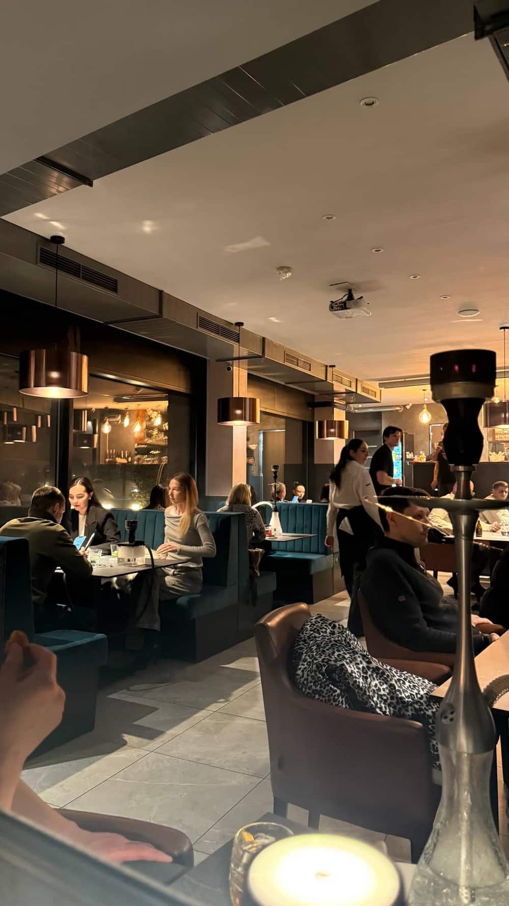LOFT N8 ŽIŽKOV Restaurant and Hookah Lounge