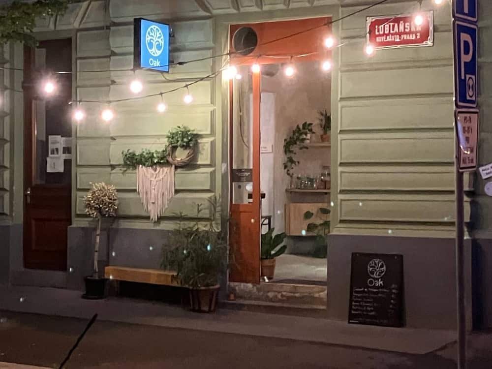 OAK coffee & brunch