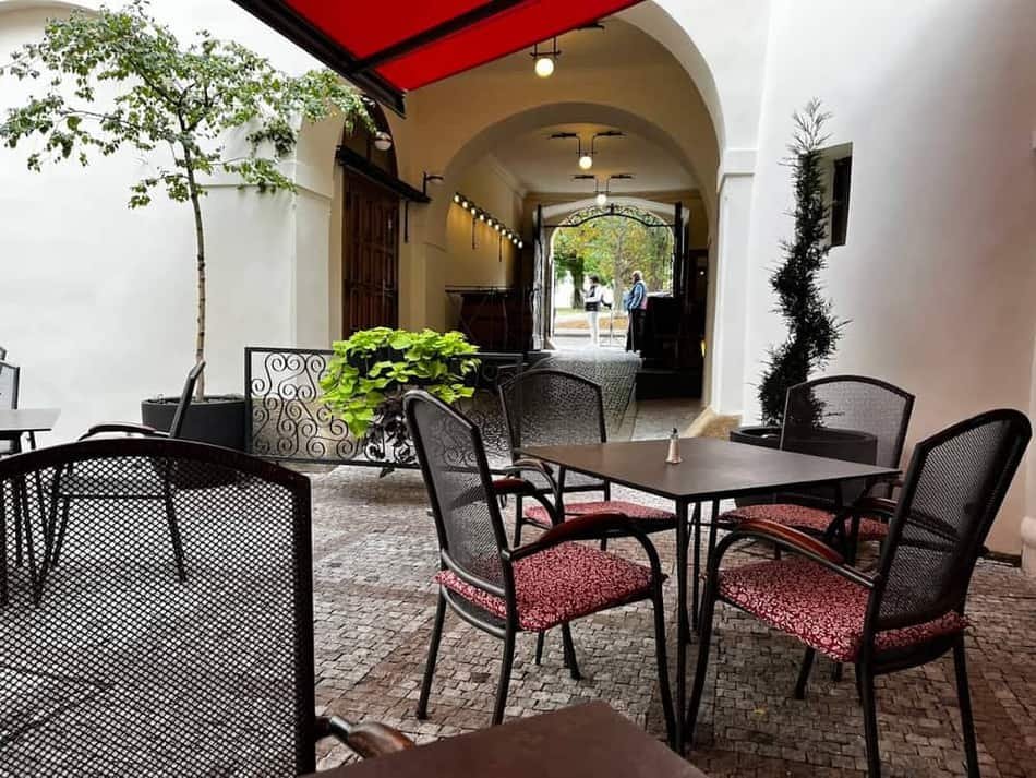 Restaurace U Labutí